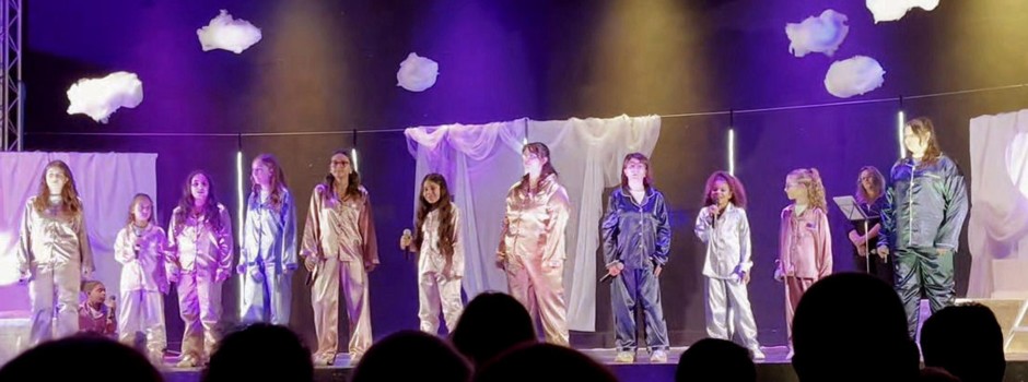 Spectacle 2025 "Les Enfants Protégés en Rêves"